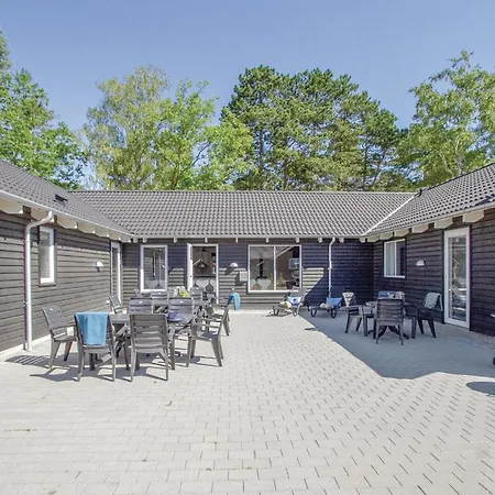 別荘 Eight-bedroom Frederiksvaerk With A Hot Tub 05 *